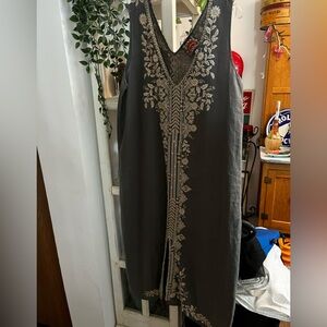 Johnny Was Gray Sleeveless Dress with Embroidered Design